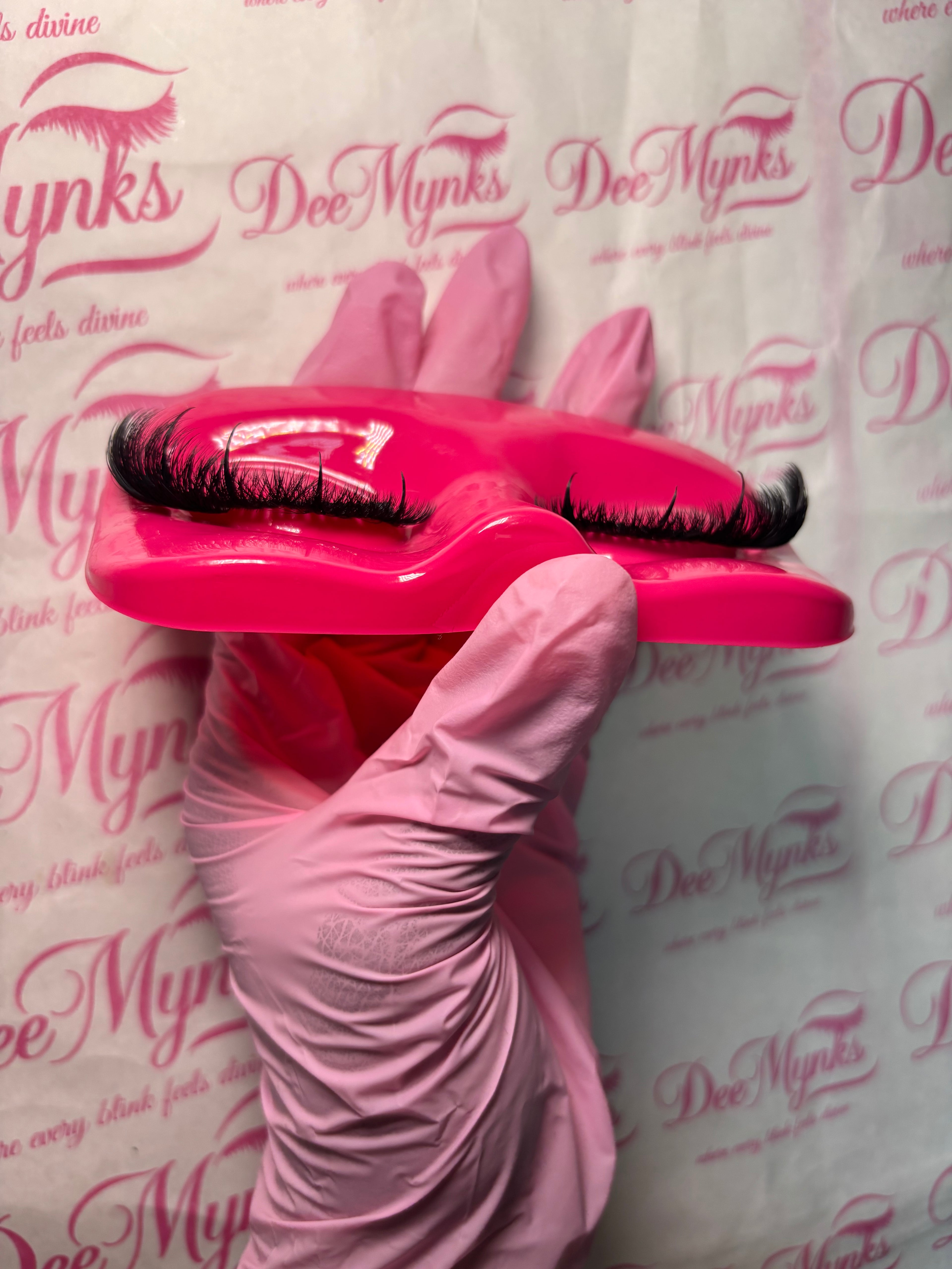 Rosaè- wispy volume